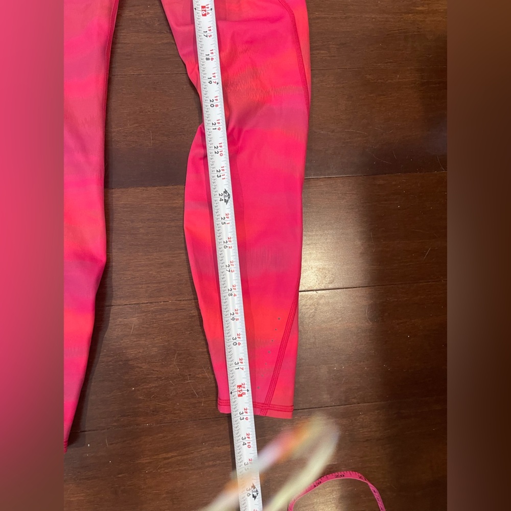 guc Athleta rainier printed tight Pink and Orange Leggings xs - Picture 5 of 11